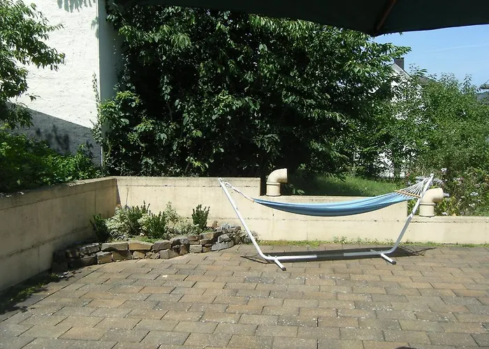 게스트하우스 Ferienweingut Hensler 브리에델